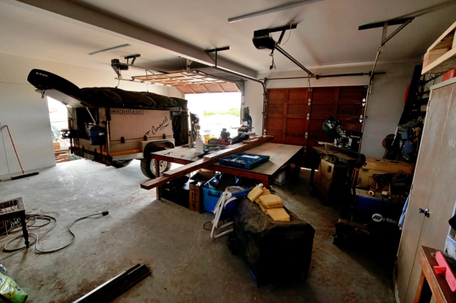 4 Bedroom Property for Sale in Stilbaai Wes Western Cape